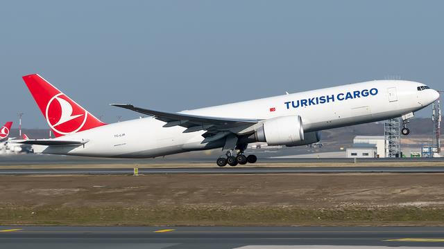 TC-LJR::Turkish Airlines